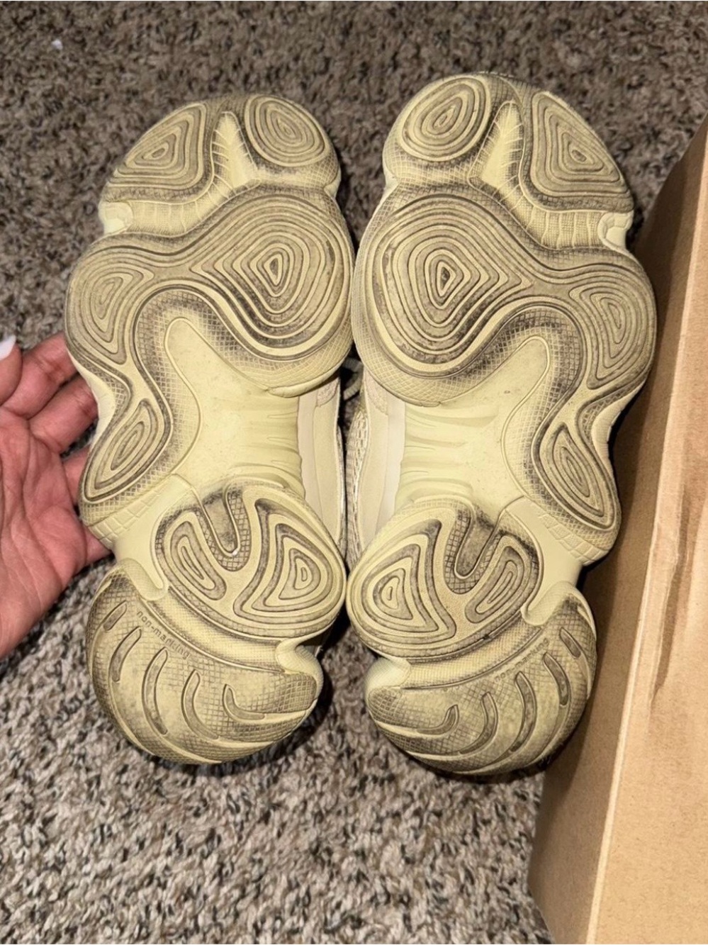 Yeezy - Picture 5 of 5